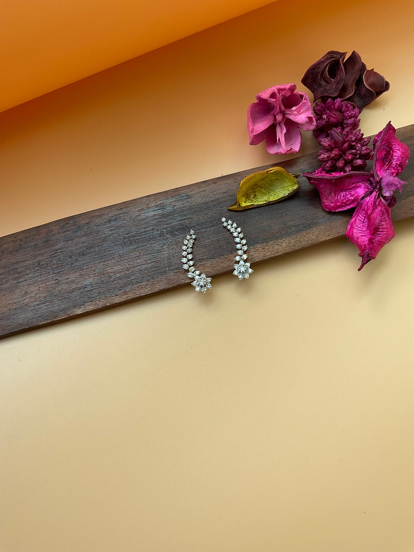 Floral earcuffs