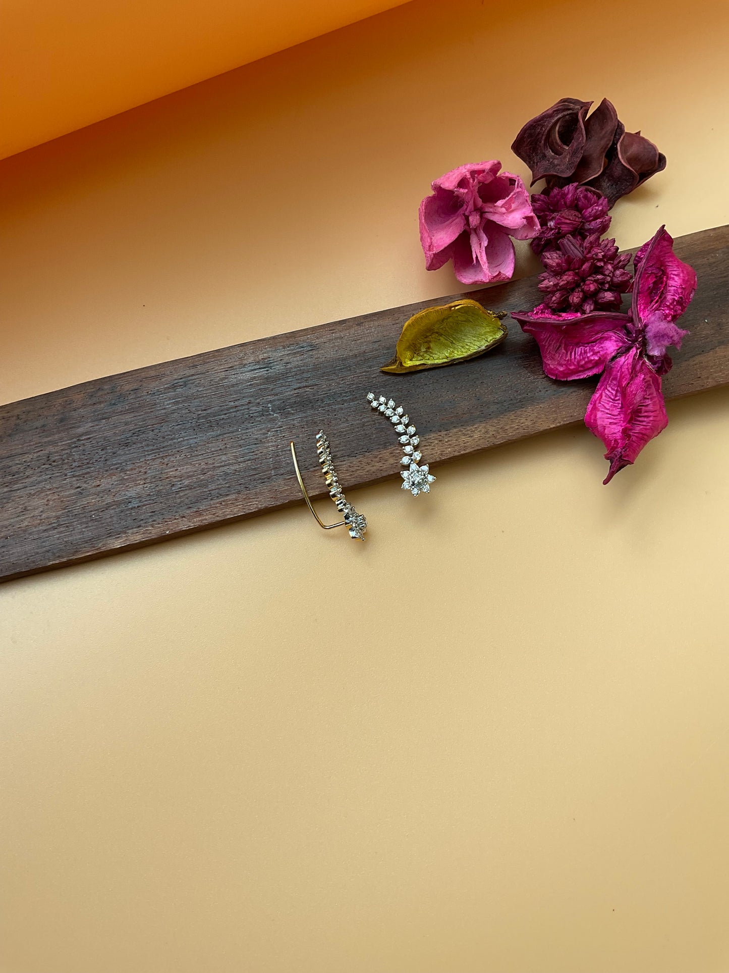 Floral earcuffs