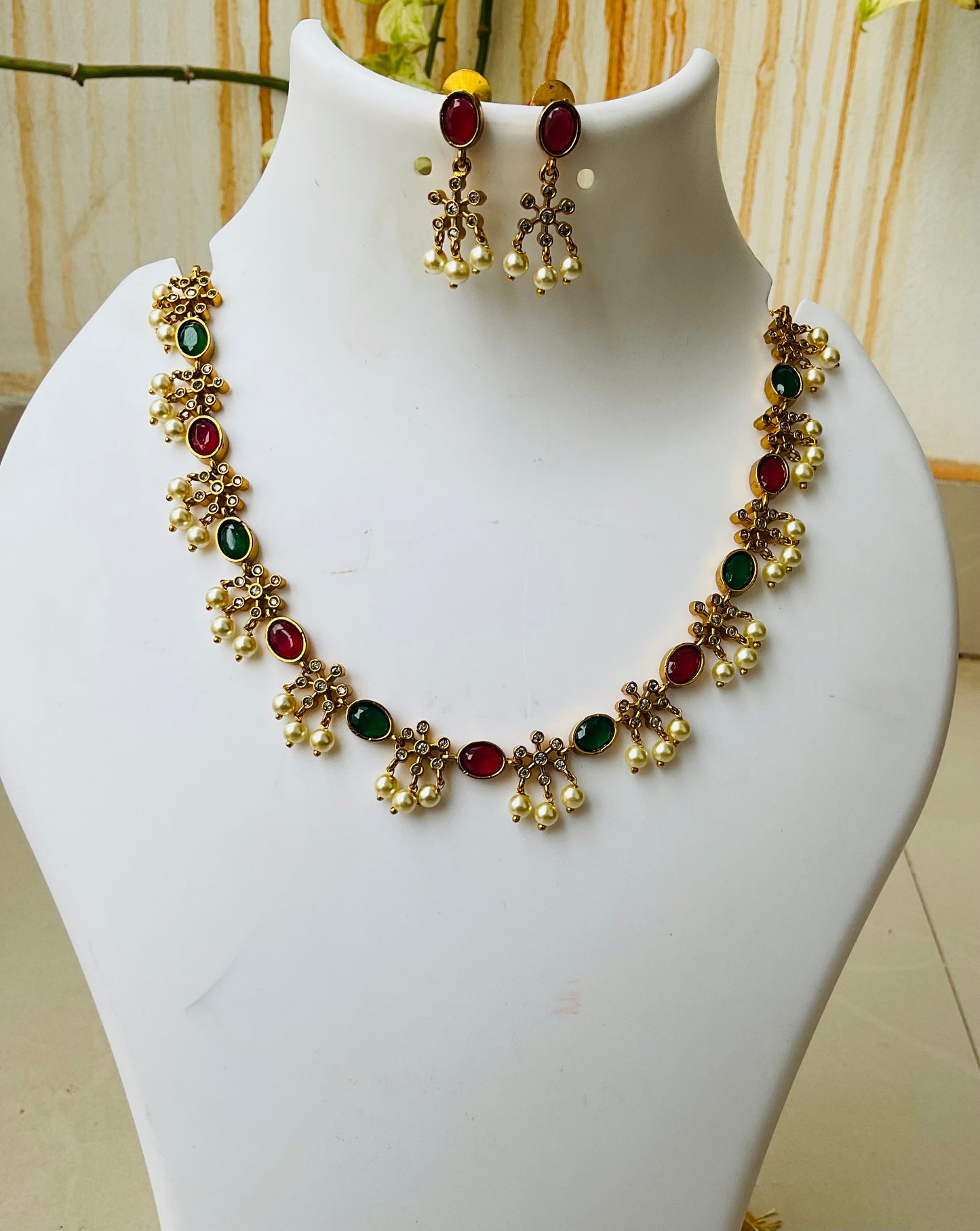 Kempu Haram with earrings